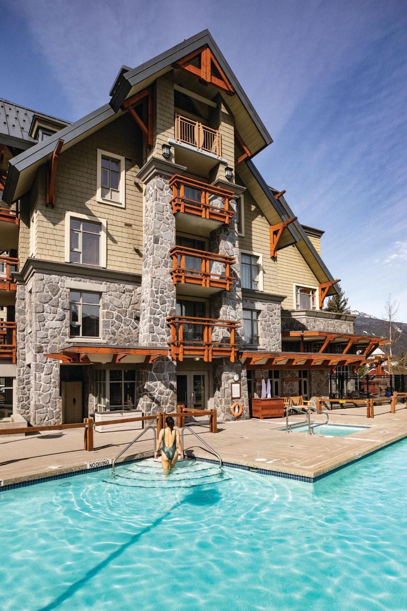 Pan Pacific Whistler Village Centre Exterior foto